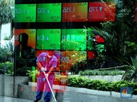 Investor Asing Menyerbu, IHSG Konsisten Menguat di Sesi 1