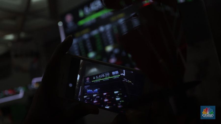 Ilustrasi IHSG (CNBC Indonesia/ Tri Susilo)