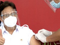 Menkes Sebut Lansia Perlu Segera Divaksin, Ini Alasannya