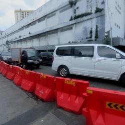 Lalu Lintas Kendaraan di DKI Drop 4% Selama PPKM