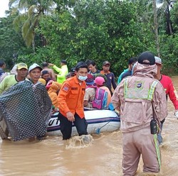 BNPB: RI Dilanda 337 Bencana Sejak Januari, Banjir Terbanyak