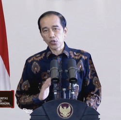 Jokowi ke OJK: Pengawasan tidak Boleh Mandul & Masuk Angin