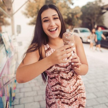 Desiree Gato, Wanita yang Tajir Berkat 'Jualan' Foto Kakinya