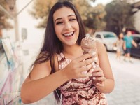 Desiree Gato, Wanita yang Tajir Berkat 'Jualan' Foto Kakinya