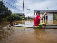 Ngeri! Banjir Bandang Hantam Cisarua Puncak