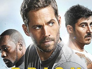 Sinopsis Film Brick Mansions, Polisi dan Napi Bekerja Sama Melawan Kriminal