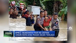 Gelombang Pasang Laut di Manado Sebabkan Banjir Rob