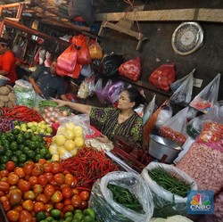 Tomat Mulai Menanjak, Ini Pemicu Harga Pangan Betah di Atas