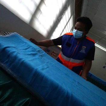 Warga Cilandak 'Sulap' Gedung Karang Taruna Jadi Ruang Isoman