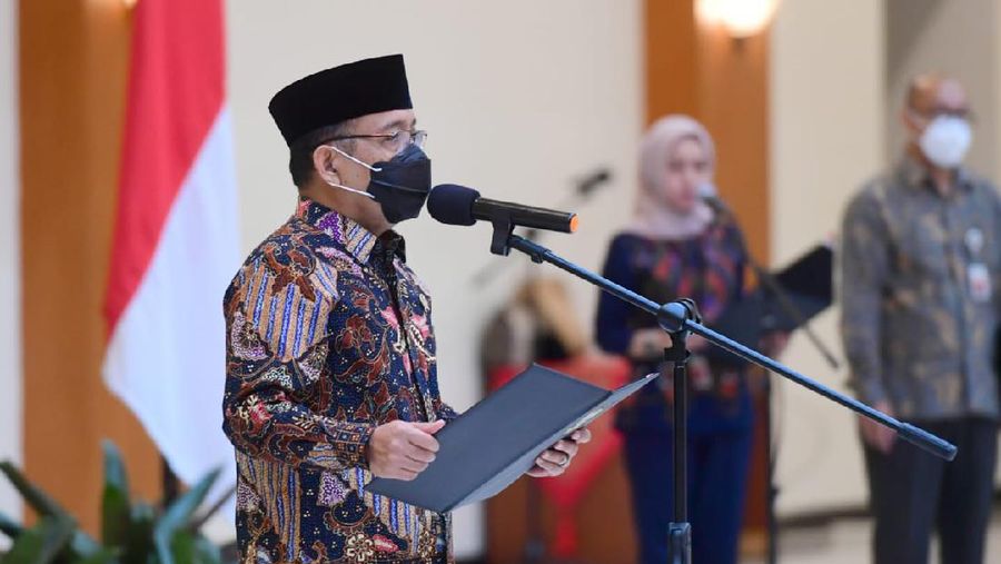 Menteri Sekretaris Negara (Mensesneg) Pratikno melantik 11 pejabat untuk mengisi posisi Jabatan Pimpinan Tinggi Madya atau eselon I di lingkungan Kementerian Sekretariat Negara. (Dok: Muchlis Jr - Biro Pers Sekretariat Presiden)