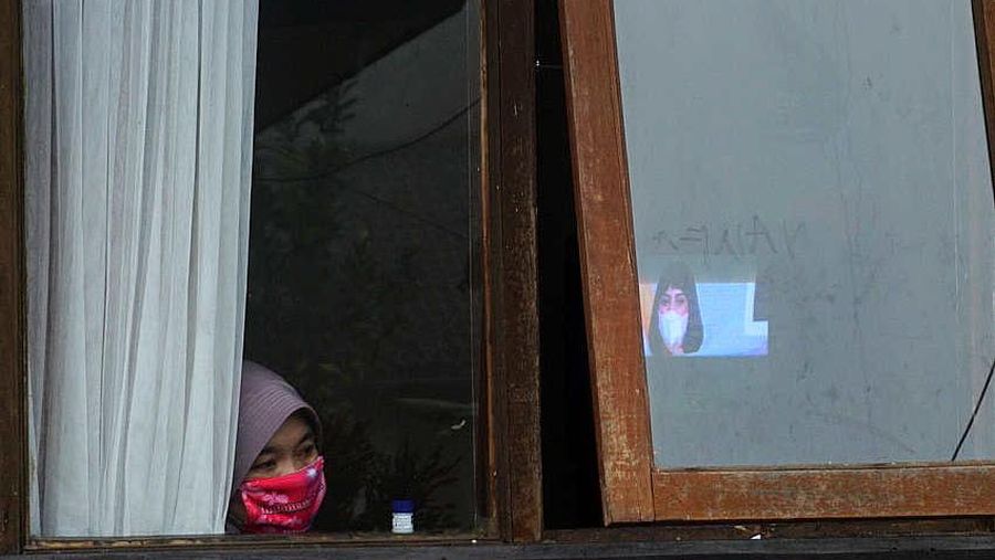 Pengungsian warga yang terdampak banjir bandang puncak. (CNBC Indonesia/Muhammad Sabki)