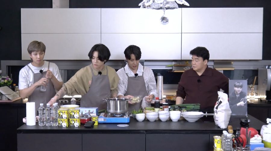 Run BTS! 2020 - EP.125. (Tangkapan layar www.vlive.tv)