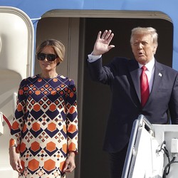Ketahuan! Melania Trump Pakai Ghost Writer Nulis Ucapan Pisah