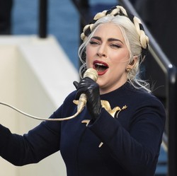 Kisah Lady Gaga, Pernah Bangkrut dan Punya Utang Miliaran