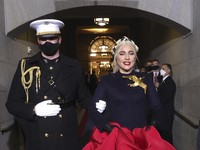 Mewah, Intip Penampilan Lady Gaga di Pelantikan Biden