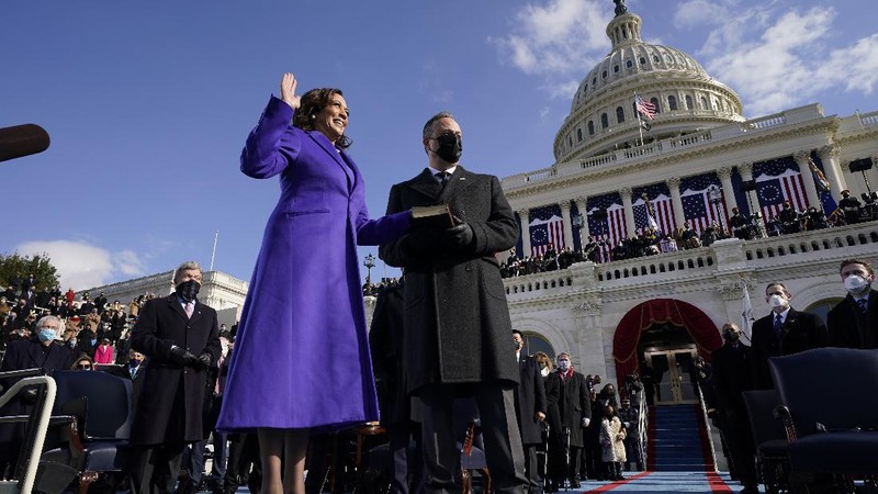 President-elect Joe Biden and his wife Jill, walk out for the 59th Presidential Inauguration at the U.S. Capitol in Washington, Wednesday, Jan. 20, 2021.(AP Photo/Patrick Semansky, Pool)