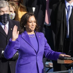 Mengenal Sosok Kamala Harris, Wapres Perempuan Pertama AS