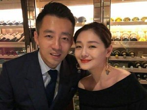 Gaya Mantan Suami Barbie Hsu Diolok-olok Netizen karena Mirip Kim Soo Hyun
