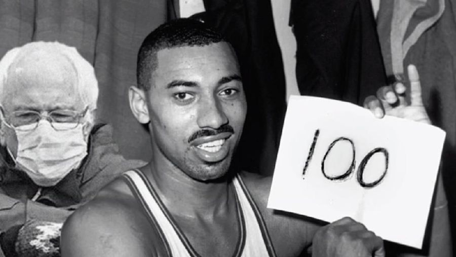 Meme Bernie Sanders. (Dok: Twitter @NBAonTNT)