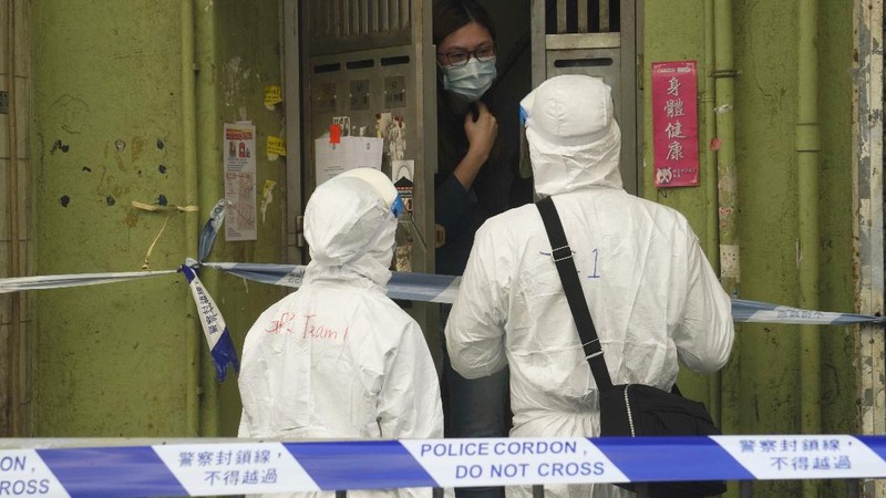 A closed area of Jordan district is seen in Hong Kong, Saturday, Jan. 23, 2021. Thousands of Hong Kong residents were locked down Saturday in an unprecedented move to contain a worsening outbreak in the city, authorities said. (AP Photo/Kin Cheung)