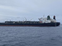 Kapal Tanker Minyak Arab Saudi Diserang di Laut Merah