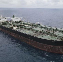 Diduga Transfer BBM Ilegal, 2 Kapal Tanker Asing Diamankan