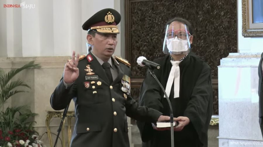 Pelantikan kepala kepolisian negara republik Indonesia, Istana Negara, 27 Januari 2021. (Tangkapan layar Setpres RI)