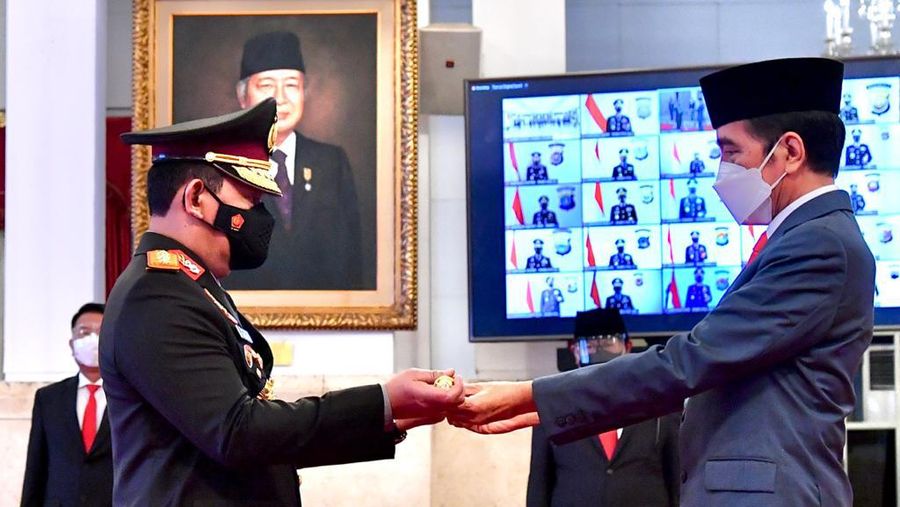 Pelantikan Listyo Sigit Prabowo Jadi Kapolri. Setelah dilantik Presiden Jokowi, Listyo Sigit Prabowo resmi menjabat sebagai Kapolri menggantikan Jenderal Idham Azis yang memasuki masa pensiun. (Dok: Biro Pers Sekretariat Presiden)