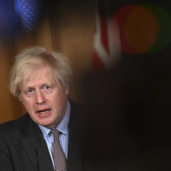 Luhut Ketemu PM Inggris Boris Johnson, Bahas Apa?