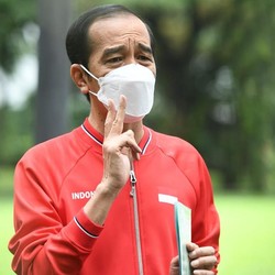 Jokowi Pastikan Aturan Turunan UU Cipta Kerja Segera Selesai