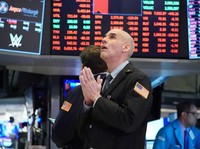 Investor Wait and See Inflasi, Wall Street Dibuka Loyo