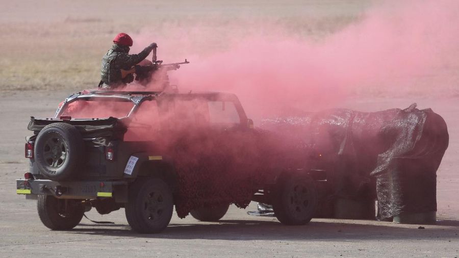 Ilustrasi latihan perang tentara Taiwan. (AP/Chiang Ying-ying)