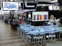 Galaxy S24 dan iPhone 15 Disandingkan, Begini Wujudnya