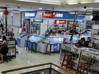 Bukan Samsung dan Oppo, Ternyata Ini Raja HP Lipat China