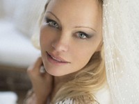 Disebut Pelakor, Potret Cantik Pernikahan Pamela Anderson
