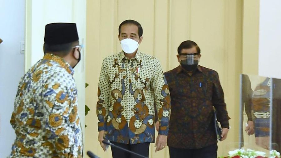 Presiden Joko Widodo dalam rapat terbatas yang digelar di Istana Kepresidenan Bogor. (Biro Pers Sekretariat Presiden/ Rusman)