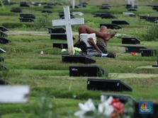 Bukan Horor, Warga Negara Ini Suka Nongkrong di Kuburan