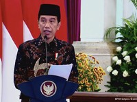 Jokowi Sentil (Lagi) Soal PPKM: Belum Sejalan!