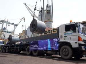 Bos Krakatau Steel Buka Suara soal Dampak Tarif Trump ke Industri Baja