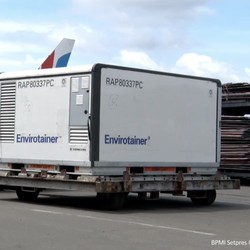 Siang ini Vaksin Sinovac akan Mendarat Lagi di Soetta
