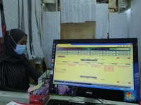 Warga RI Susah Langganan HP Pascabayar, Ini Alasannya