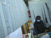 SIM Card HP Mulai Punah, Ini Nasib Penjual Kartu Perdana