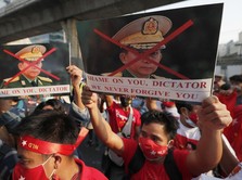 Makin Otoriter, Militer Myanmar Buru Pemrotes di Sosial Media