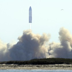 Buat ke Mars, Elon Musk Luncurkan Roket Starship Bulan Depan