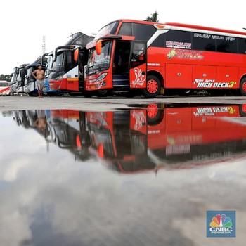 Duh! Penumpang Bus AKAP Kian Anjlok Gara-gara Penerapan PPKM