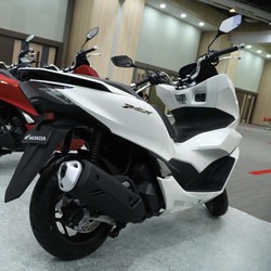Lebih Keren dan Sangar Mana? PCX 160 Vs PCX 150