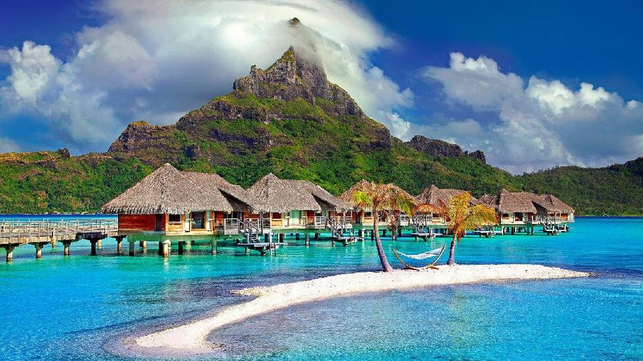 Bora-Bora (Julius Silver via Pixabay)