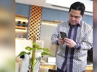 Emiten Erick Thohir Digembok Lagi, Suspensi 3 Saham Dibuka!