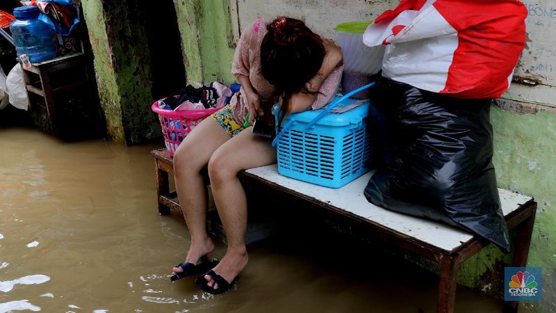 Banjir di Kampung Melayu Jakarta (CNBC Indonesia/Tri Susilo)