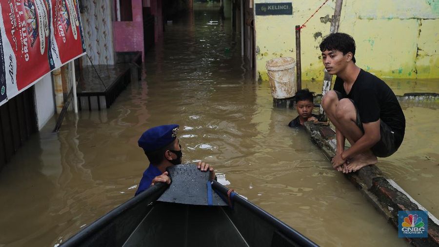 Banjir di Kampung Melayu Jakarta (CNBC Indonesia/Tri Susilo)